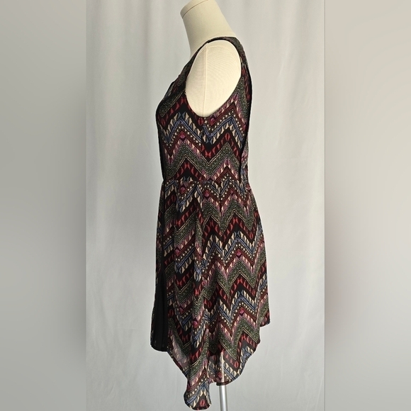 Esley Multicolor Chevron Sleeveless Fit & Flare Asymmetrical Hem Dress Sz. S - Picture 5 of 10